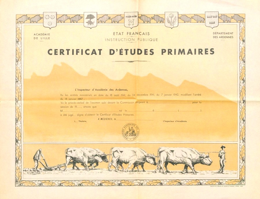 Certificat d’études primaires délivré par le département des Ardennes, document vierge consultable en ligne sur le site des archives départementales des Ardennes.