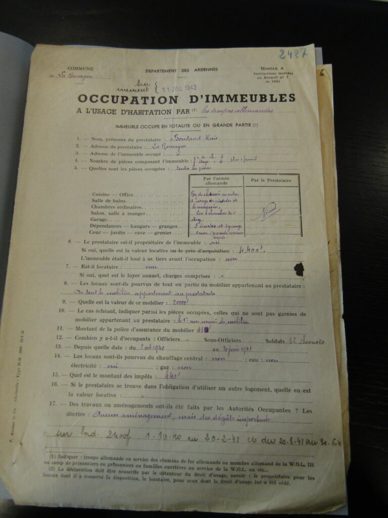 Occupation d'immeubles à l'usage d'habitation par les troupes allemandes. Recto. Remplissage du formulaire par l'habitant concerné. Cf. archives départementales des Ardennes, 147W 322 La Romagne (Ardennes) ; monsieur Alexis Boudaud [intitulé] ; Ardennes. Préfecture, 2e division, 3e bureau [producteur] ; 1941-1946 [dates de début et de fin] ; [série W = archives publiques entrées par voie ordinaire postérieures au 10 juillet 1940 (hors état civil, officiers publics et ministériels) ; dossiers individuels, questionnaires d’enquêtes.]
