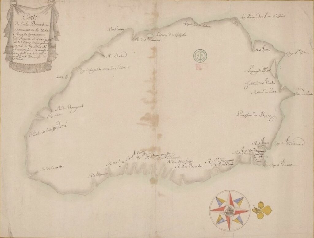 Bibliothèque nationale de France, document numérique, IFN-53105350, Carte de l’Isle Bourbon apartenant aux Mrs. de la Royalle Compagnie de France, [17e siècle], carte manuscrite en couleur, 43 × 56,5 cm, orientation : vue d’est ; indication du mouillage : 18 graffes d’eau, fond de sable noir, au N. 1/4 NE. de la maison de Saint-Denis, située par 76° de longitude et 21° de latitude sud, image cartographique sans médiation, reproduite d’après l’original de la Bibliothèque nationale de France, site Richelieu, GE SH 18 PF 218 DIV 2 P 4 D, consultable en ligne sur Gallica.