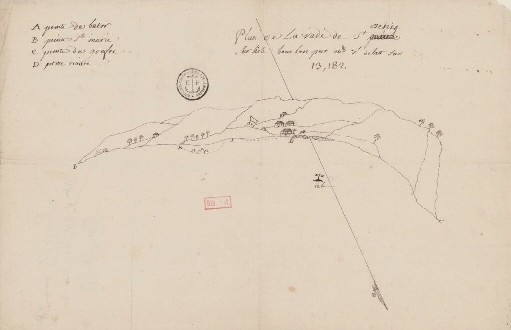 Bibliothèque nationale de France, document numérique, IFN-53105374, Plan de la rade de Saint-Denis sur l’Isle Bourbon, [17ᵉ ou 18ᵉ siècle], carte manuscrite, 25 × 37,5 cm, orientation sud-est, notes manuscrites au recto et au verso, image cartographique sans médiation, reproduite d’après l’original de la Bibliothèque nationale de France, site Richelieu, GE SH 18 PF 218 DIV 8 P 3 D, consultable en ligne sur Gallica.