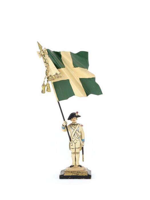 Porte-drapeau du régiment de Touraine, 1786, figurine militaire, 60,25 × 80,34 cm, numéro d’inventaire 25445/10, Paris (Île-de-France), musée de l’Armée, © Paris (Île-de-France) – musée de l’Armée, dist. GrandPalaisRmn / Émilie Cambier, notice descriptive consultable en ligne.