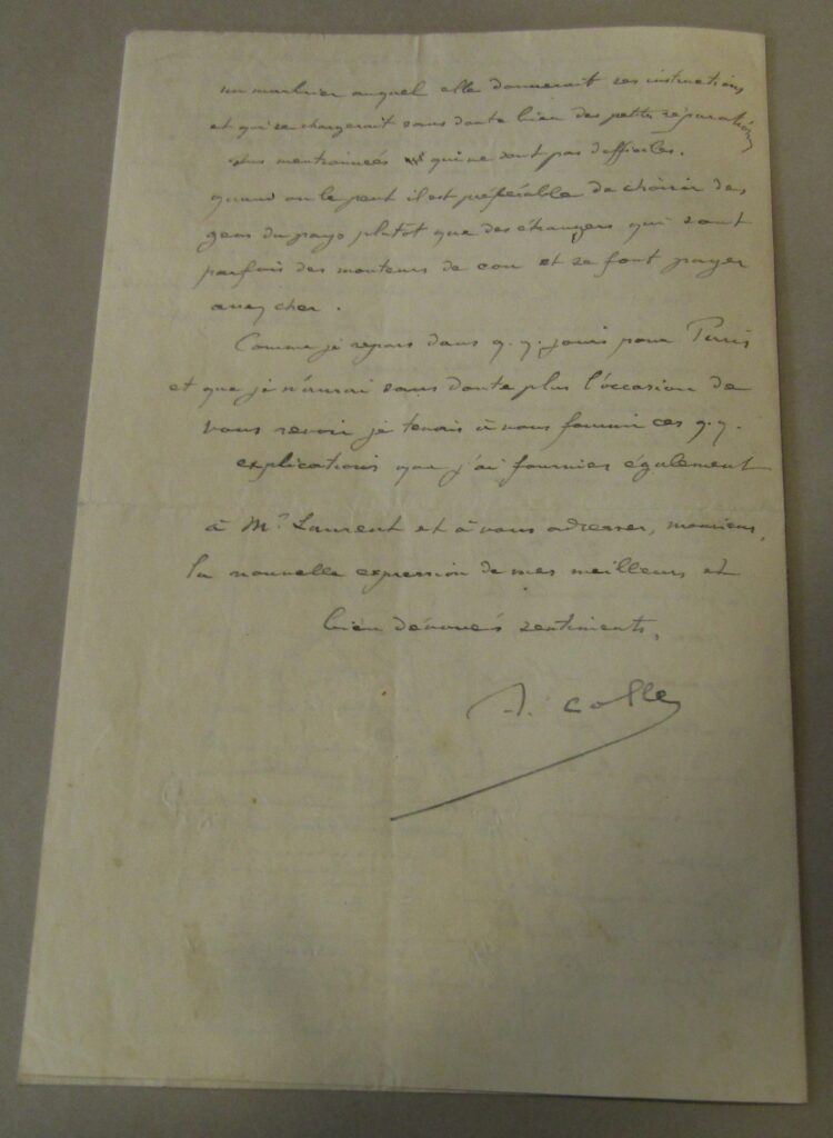 Lettre d’Alphonse Colle, datée du 12 septembre 1924, envoyée de Charleville depuis l’hôtel Terminus à la mairie de Montmeillant (Ardennes). Photographie en couleurs, prise de vue effectuée le jeudi 13 novembre 2025. Crédits photographiques : © 2020 laromagne.info par Marie-Noëlle ESTIEZ BONHOMME.