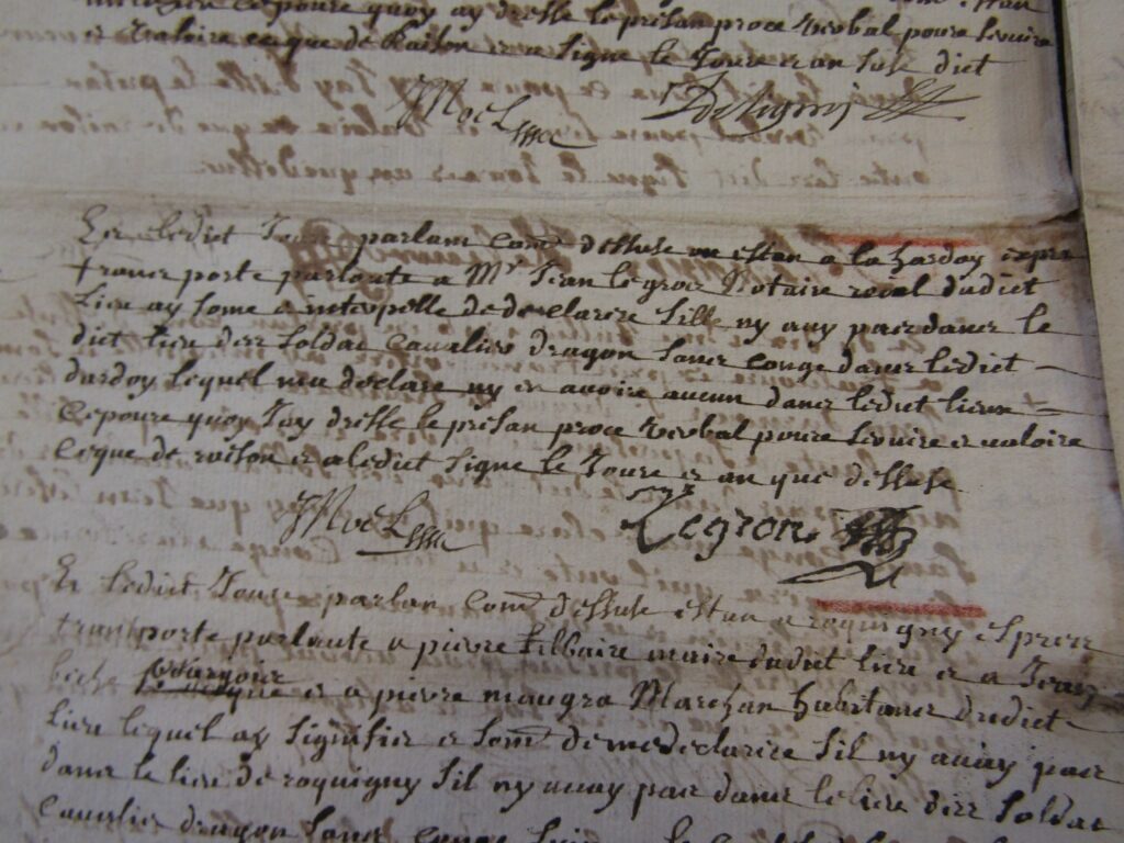 Procès-verbaux de recherche de réquisitionnaires et de conscrits. Photographie en couleurs, prise de vue effectuée le vendredi 13 mars 2026. Crédits photographiques : © 2020 laromagne.info par Marie-Noëlle ESTIEZ BONHOMME. [Nota bene : le papier est rongé par l’encre ferrogallique.]