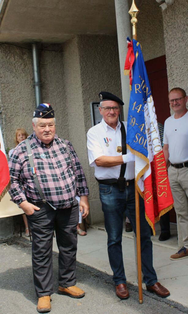 Marcel Bertaux, membre de l’UNC de Rocquigny (Ardennes), participait également à cette cérémonie aux côtés des représentants de l’association.