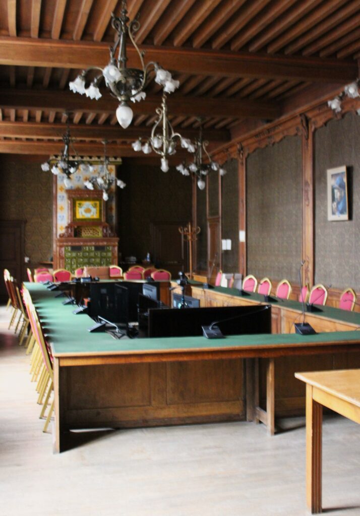 Ils ont également découvert cet ancien hôtel particulier, construit en 1623 pour Nicolas Japin, alors commissaire général des poudres et salpêtres de France à l’arsenal de Paris.
