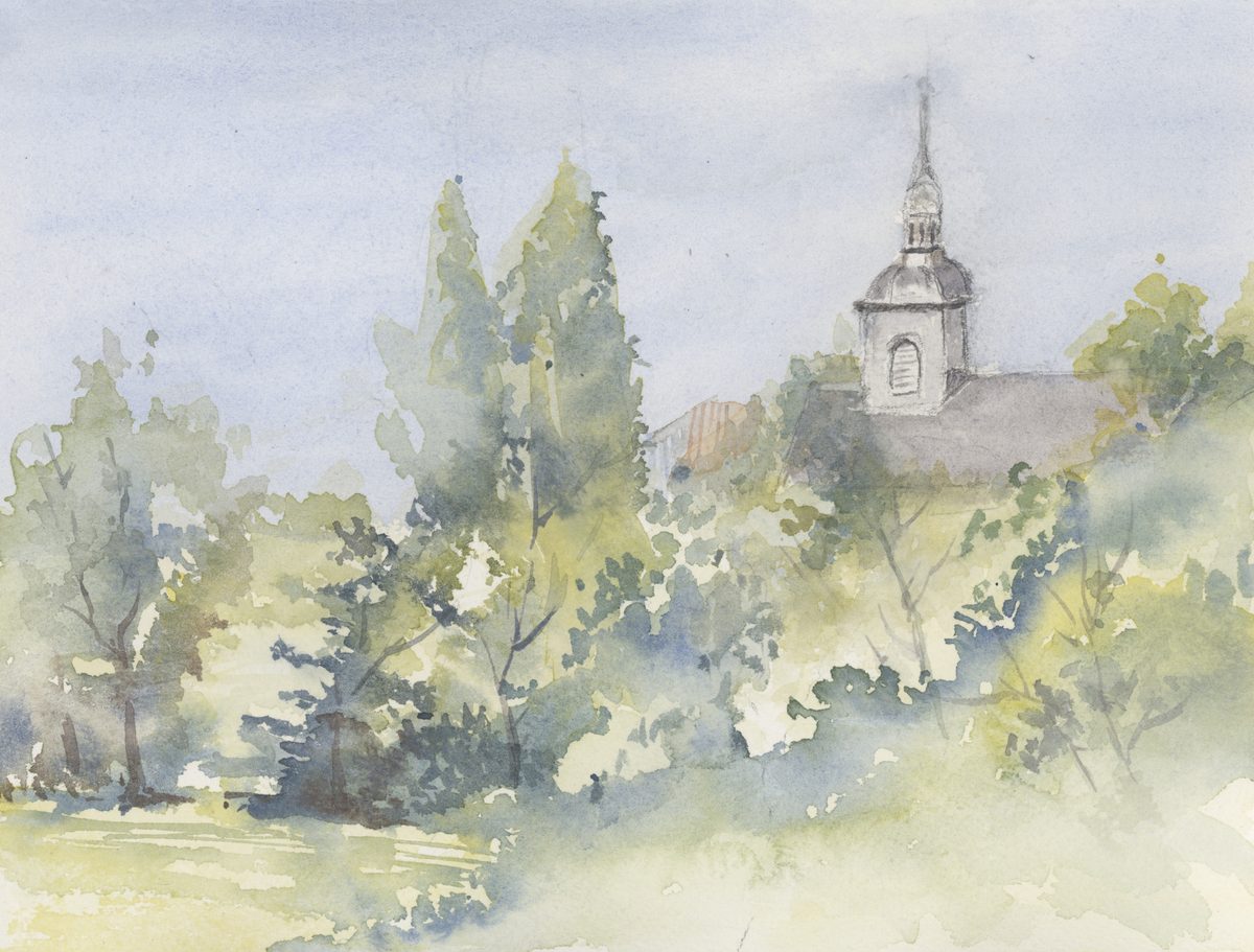 Église Saint-Jean-l’Évangéliste de La Romagne (Ardennes). L’édifice religieux apparaît au-delà d’un écran végétal, dont les feuillages laissent entrevoir le clocher et une partie de la toiture. Le traitement vaporeux de l’aquarelle restitue l’atmosphère brumeuse caractéristique des paysages ardennais et souligne l’intégration de l’église dans son environnement villageois. Vue d’artiste. Aquarelle de l’auteure sur papier Canson. Crédits iconographiques : © 2020 laromagne.info par Marie-Noëlle ESTIEZ BONHOMME.