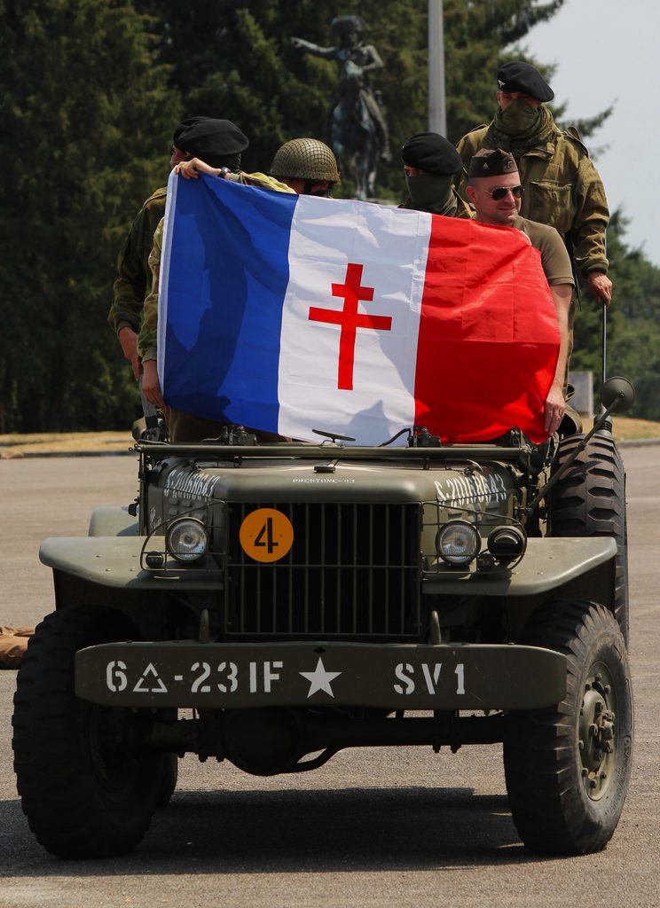 À 14 h 30, l’inauguration officielle a été suivie de la remise du Prix des Cadets de Saint-Cyr 2026, l’un des moments importants de cette première journée.